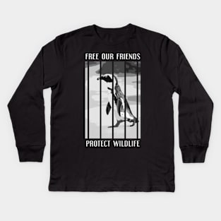 free our friends - penguins Kids Long Sleeve T-Shirt